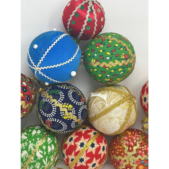 12 Vintage Handmade Christmas Ornaments Wrapped W/Ribbon and Lace Pinned - Picture 2 of 6
